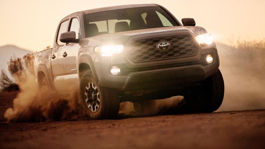  Toyota Tacoma TRD Off-Road Double Cab 2019 года  (фото 1 из 17)